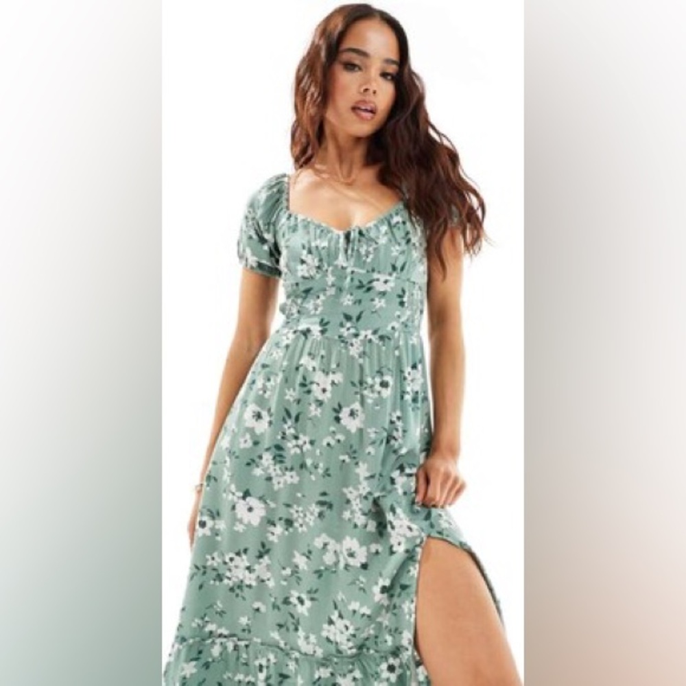 NWT Hollister Sofia Side-Smocked Midi Dress Green Size Medium